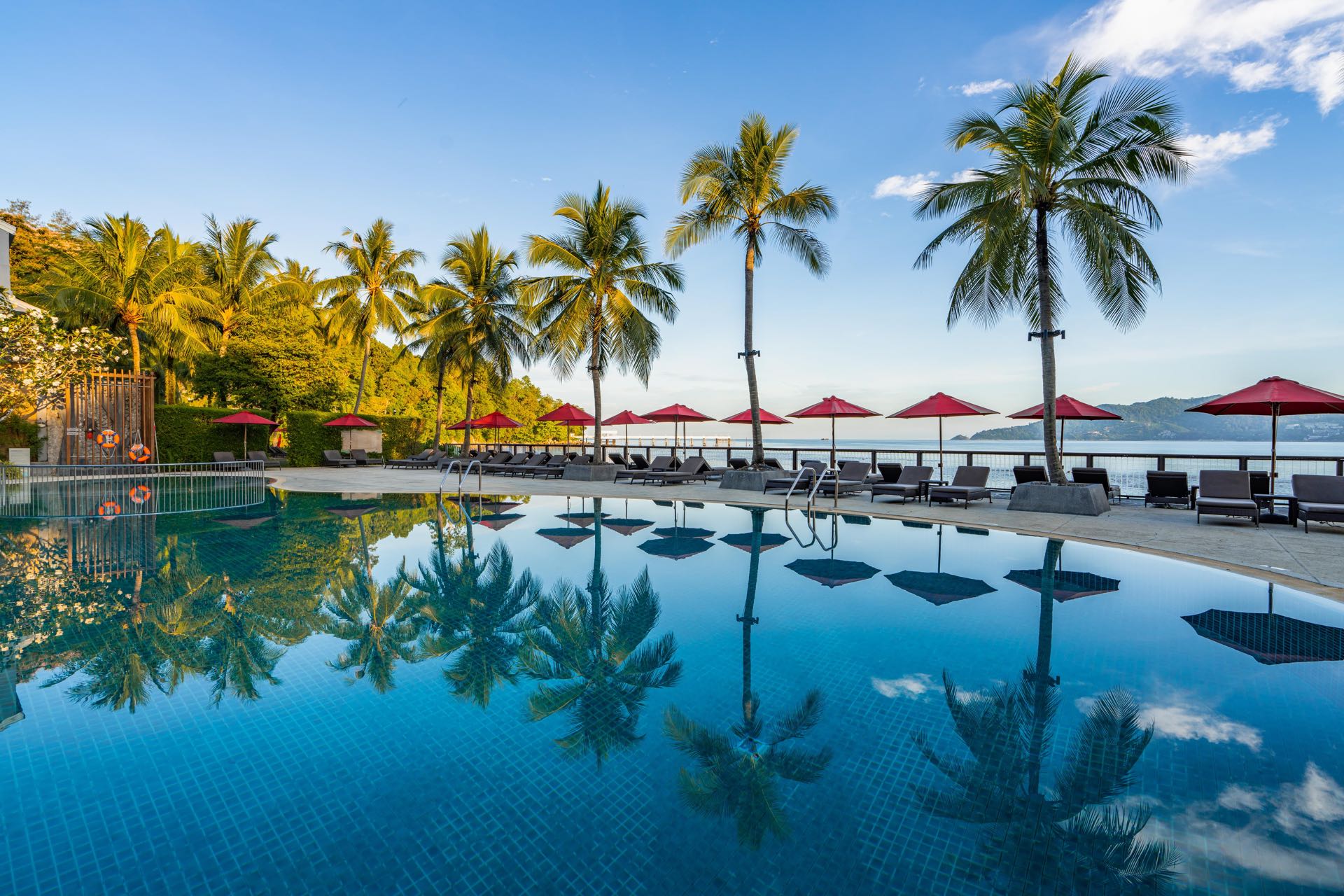 Amari Phuket Patong Beach 5 sterren